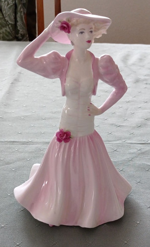Coalport figurine ladies - figurine,