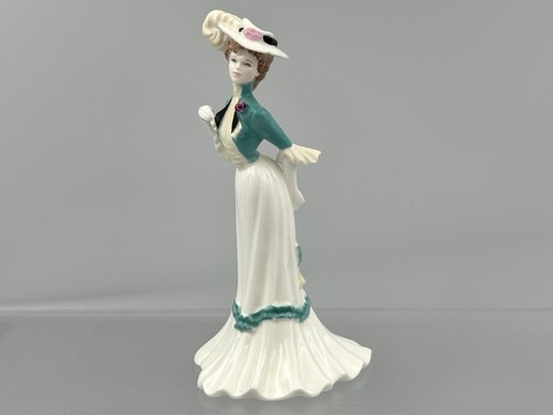 Coalport figurine lady sarah - coalport,