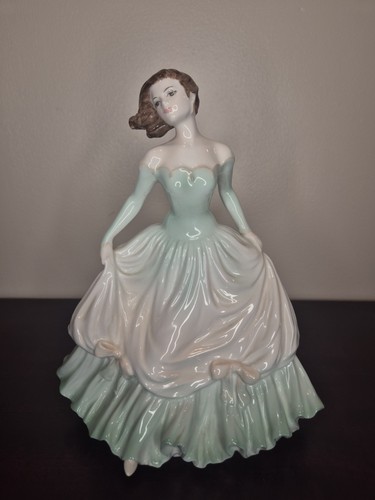 Coalport ladies fashion - of,