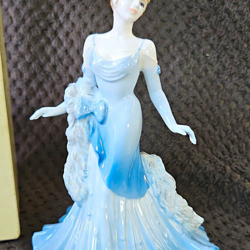 Coalport ladies fashion - of,