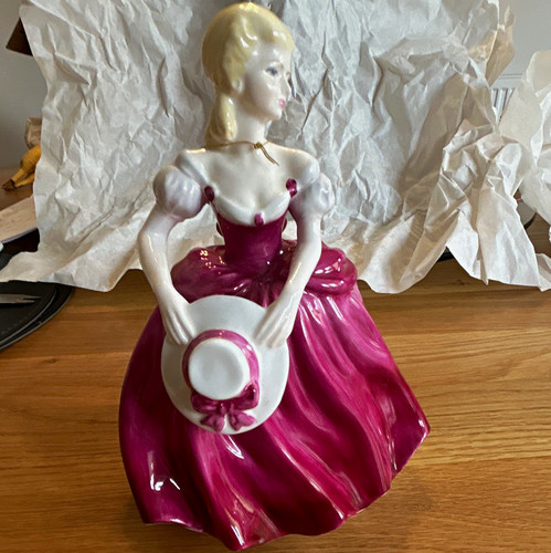 Coalport ladies fashion - of,