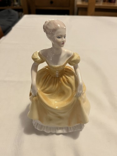 Coalport figurine ladies - ladies, of